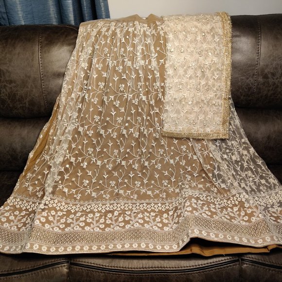 Vasana Lehenga - Brown & Cream - Brand New - Picture 2 of 2